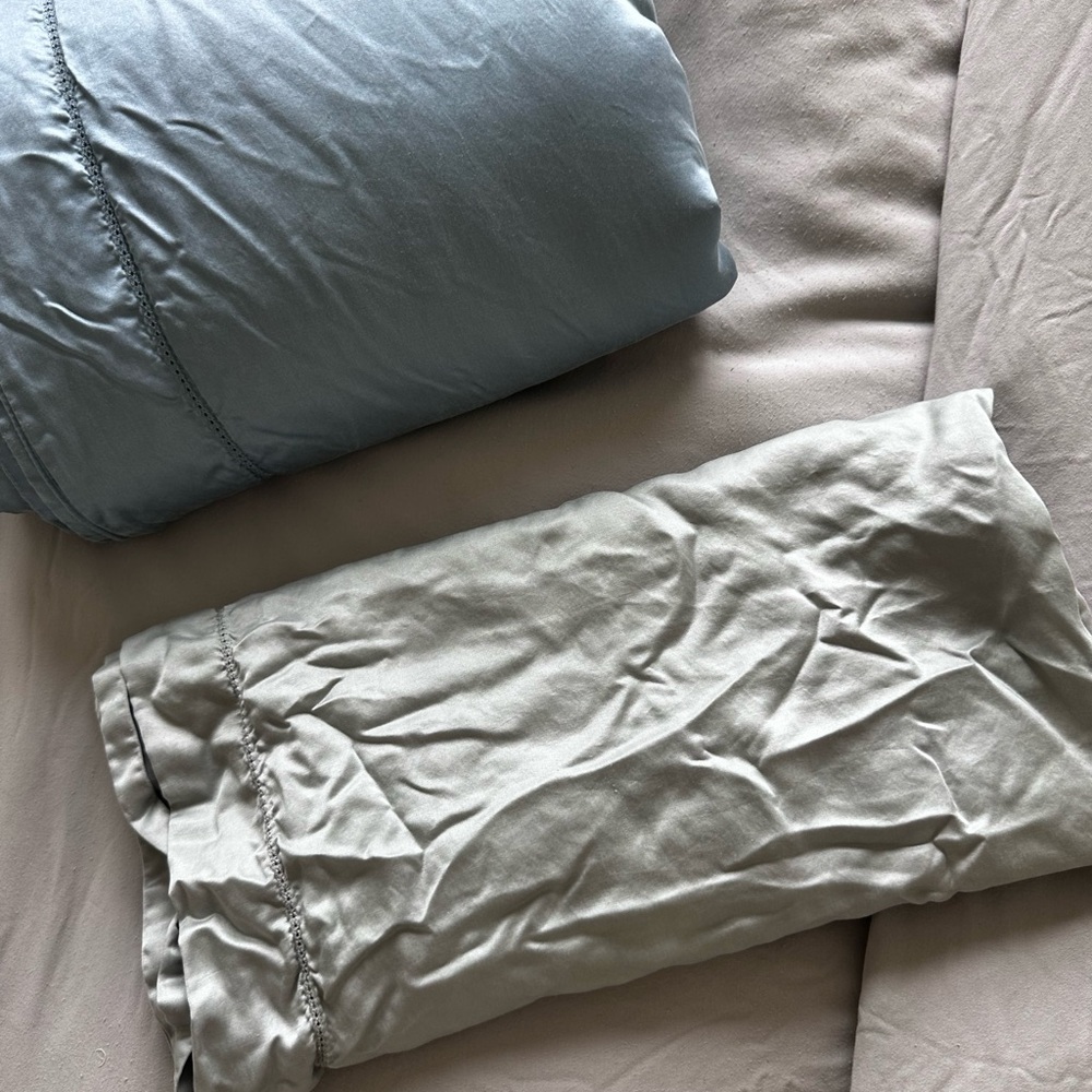 Luxury Mulberry Silk Duvet Cover Set - Blue - Picture 4 of 11